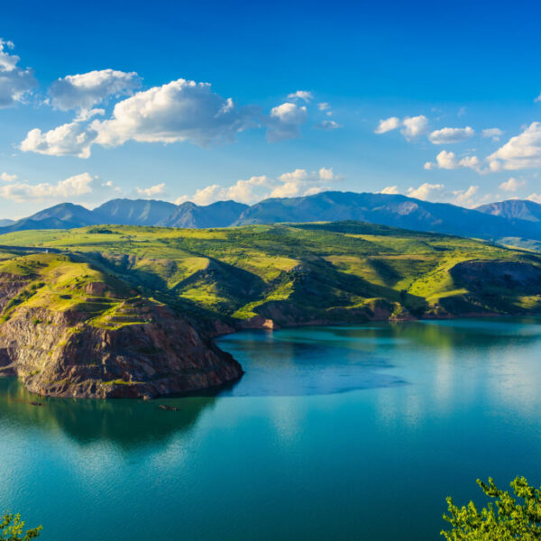 Lacul Charvak